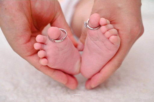 香港四个月宝宝肠胀气 香港四个月宝宝肠胀气